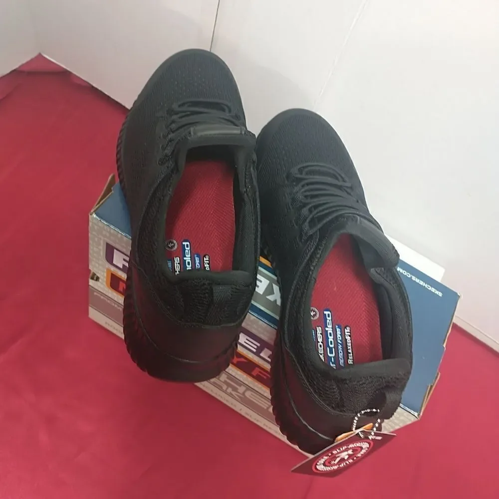 Skechers Womans SZ 9.5 Work Black shoes Memory Foam Slipon Slip Resistant 77260